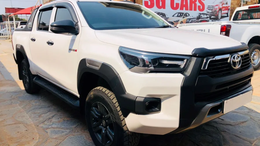 Used  2021 Toyota Hilux 2.4GD-6 double cab Raider manual - SG Cars