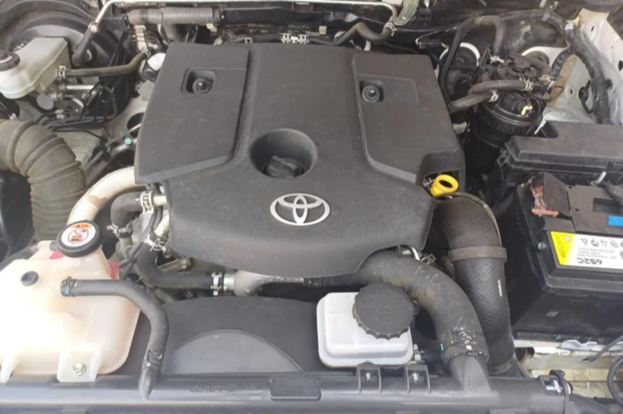 Used 2018 Toyota Hilux 2.4GD-6 single cab Raider manual - Monalisa Carz Used 2018 Toyota Hilux 2.4GD-6 single cab Raider manual - Monalisa Carz