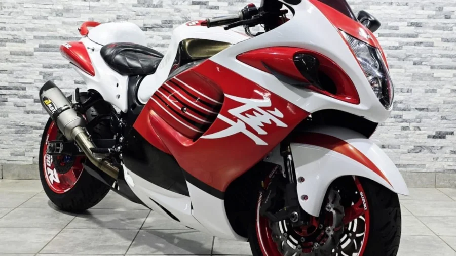 2013 Suzuki GSX1300R - JMD Motorcycles 2013 Suzuki GSX1300R - JMD Motorcycles