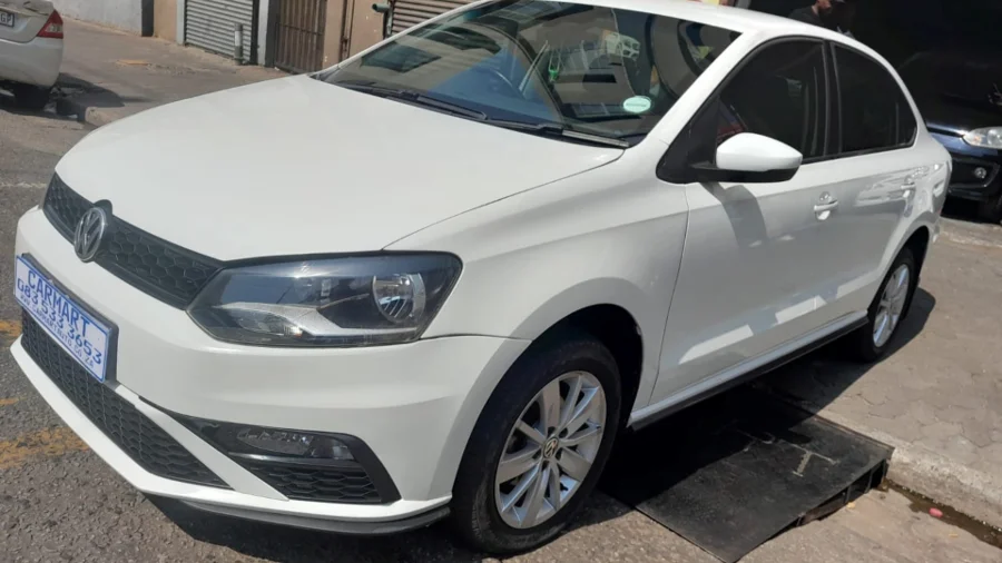 Used 2021 VW Polo sedan 1.4 Comfortline - Carmart Auto Dealer Used 2021 VW Polo sedan 1.4 Comfortline - Carmart Auto Dealer