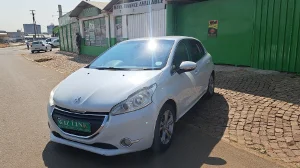 Used 2014 Peugeot 208 208 1.2T Allure auto Used 2014 Peugeot 208 208 1.2T Allure auto