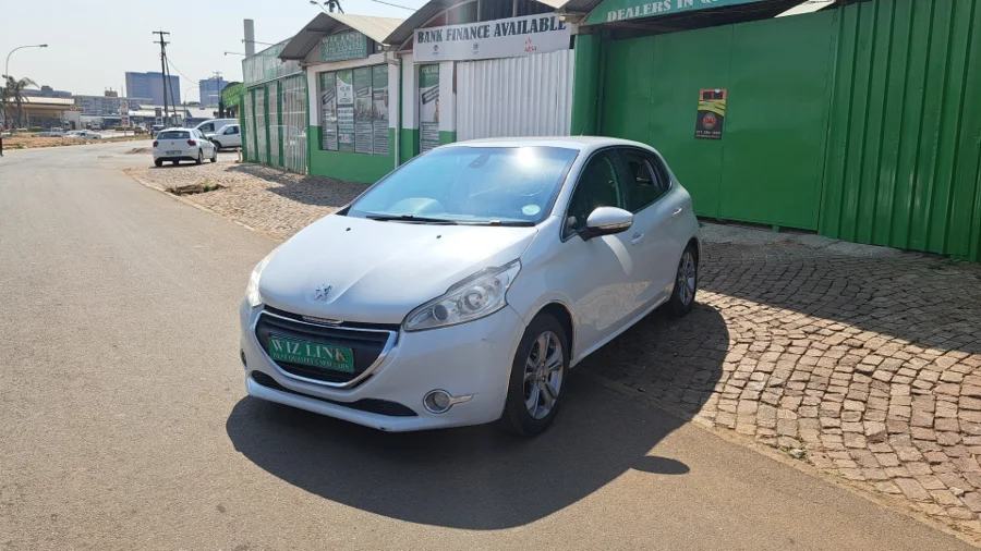 Used 2014 Peugeot 208 208 1.2T Allure auto - Wiz Link Used 2014 Peugeot 208 208 1.2T Allure auto - Wiz Link