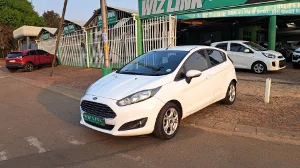 Used  2014 Ford Fiesta 5-door 1.4 Ambiente
