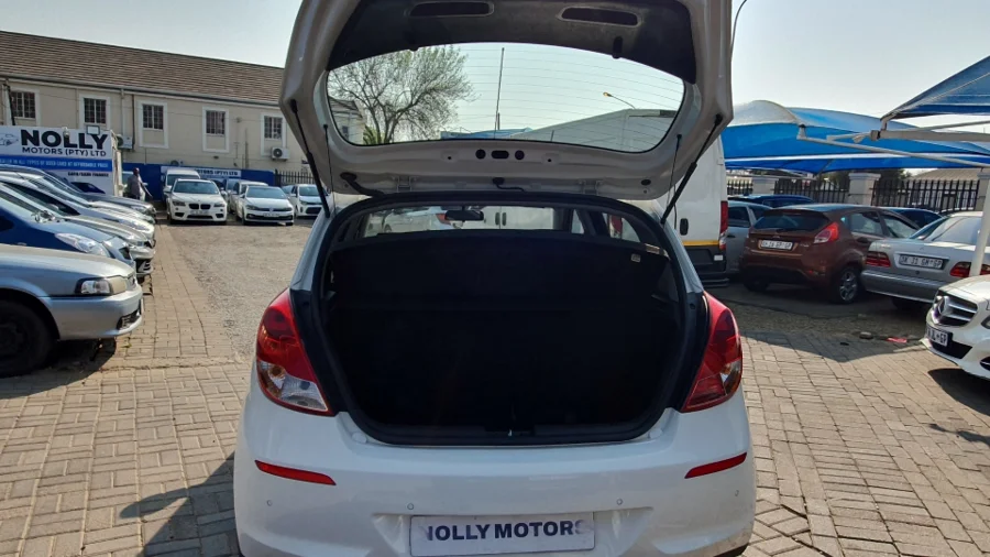 Used  2012 Hyundai i20 1.4 Fluid auto - Nolly Motors