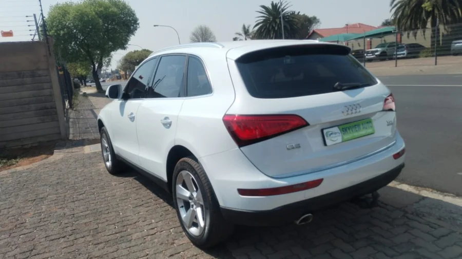 Used 2015 Audi Q5 2.0TDI quattro auto - Skyview Autos Used 2015 Audi Q5 2.0TDI quattro auto - Skyview Autos