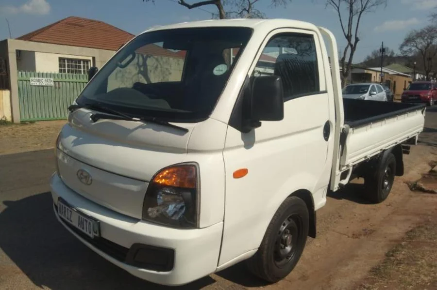 Used 2014 Hyundai H-100 Bakkie 2.5TCi tipper - Wariz Auto Used 2014 Hyundai H-100 Bakkie 2.5TCi tipper - Wariz Auto