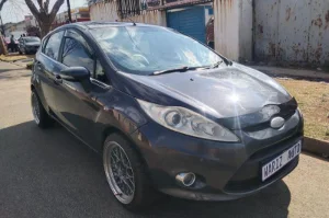 Used  2010 Ford Fiesta 5-door 1.4 Ambiente
