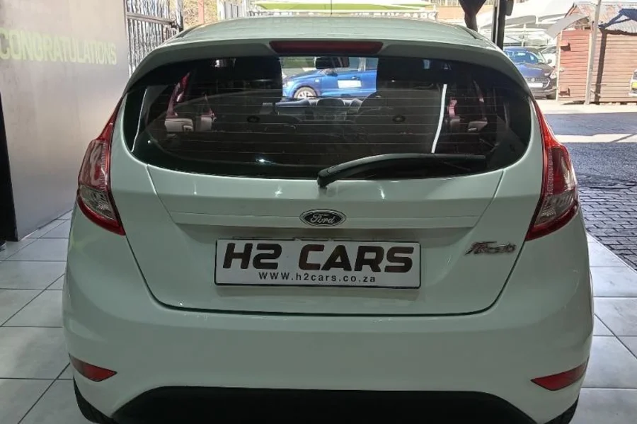 Used  2016 Ford Fiesta 5-door 1.6 Ambiente - H2Cars