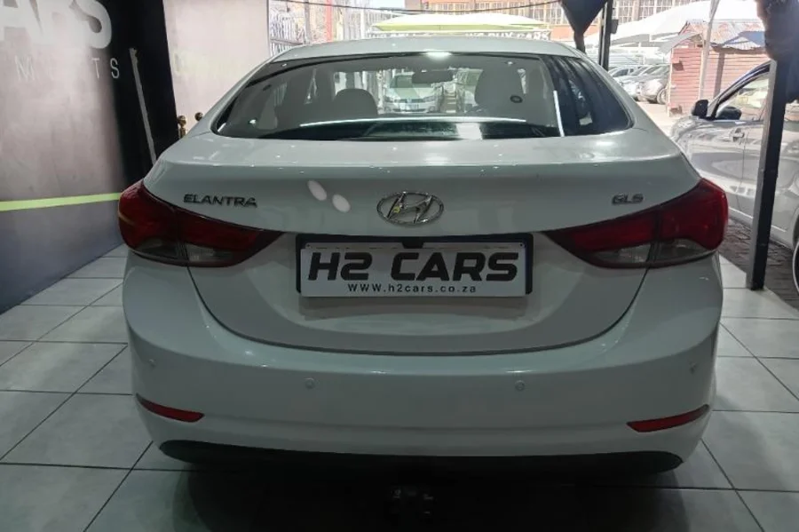 Used 2015 Hyundai Elantra 1.6 Premium - H2Cars Used 2015 Hyundai Elantra 1.6 Premium - H2Cars
