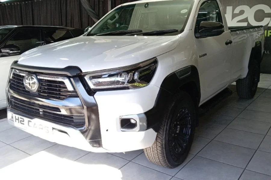 Used  2018 Toyota Hilux 2.4GD-6 single cab Raider manual - H2Cars