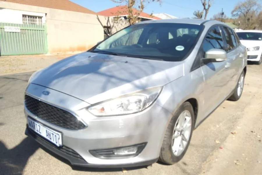 Used 2017 Ford Focus sedan 1.0T Ambiente - Wariz Auto Used 2017 Ford Focus sedan 1.0T Ambiente - Wariz Auto