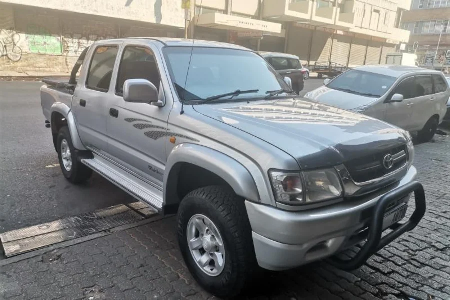 Used 2004 Toyota Hilux 2.4GD-6 double cab 4x4 Raider manual - Ben Auto Used 2004 Toyota Hilux 2.4GD-6 double cab 4x4 Raider manual - Ben Auto