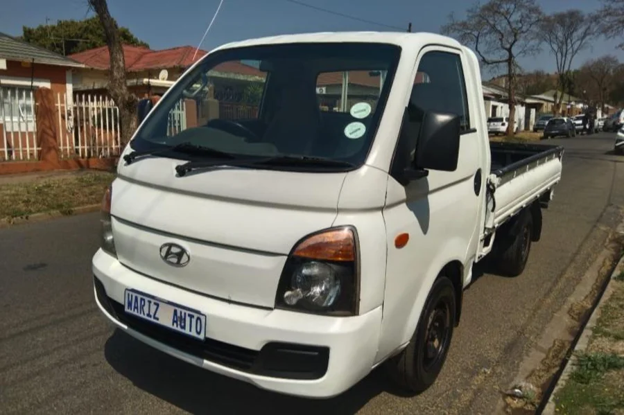 Used 2014 Hyundai H-100 Bakkie 2.6D tipper (aircon) - Wariz Auto Used 2014 Hyundai H-100 Bakkie 2.6D tipper (aircon) - Wariz Auto