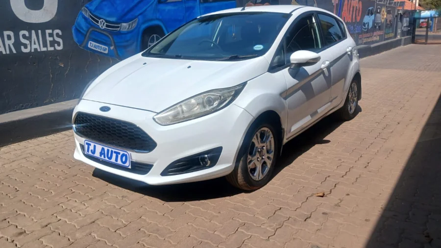 Used  2015 Ford Fiesta 5-door 1.0T Titanium auto - TJ Auto Car Sales