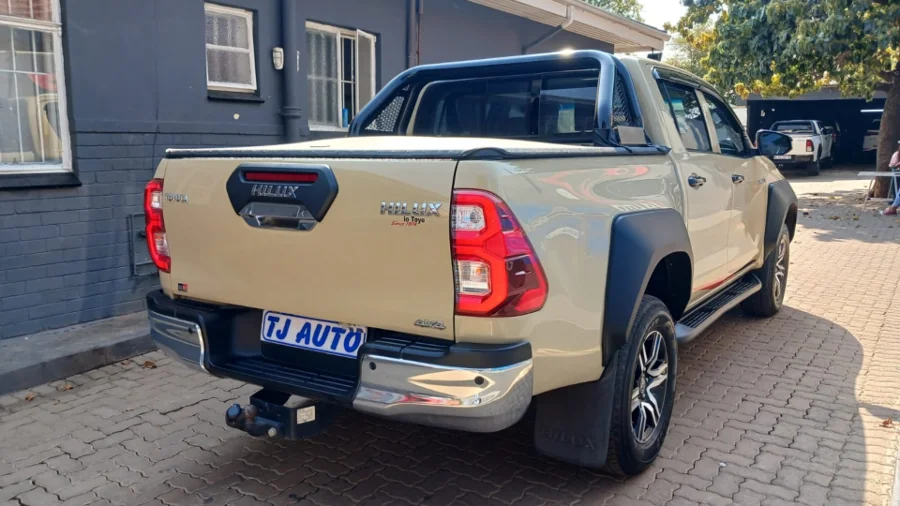 Used  2024 Toyota Hilux 2.4GD-6 double cab 4x4 Raider auto - TJ Auto Car Sales