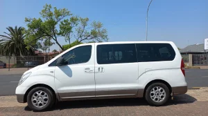 Used 2012 Hyundai H-1 2.5VGTi bus Elite 9-seater