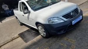 Used  2015 Nissan NP200 1.6i