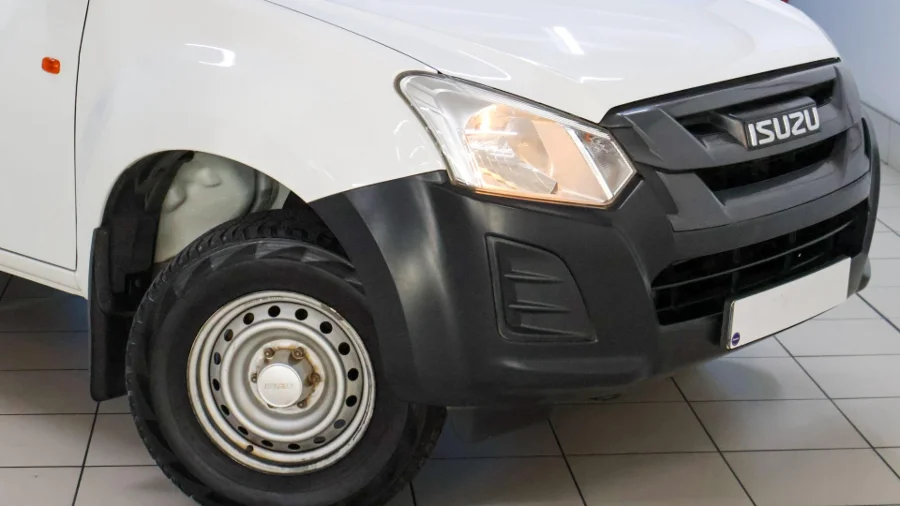 Used 2021 Isuzu D-Max Gen 6 250c single cab Fleetside - McCarthy VW Menlyn Used 2021 Isuzu D-Max Gen 6 250c single cab Fleetside - McCarthy VW Menlyn