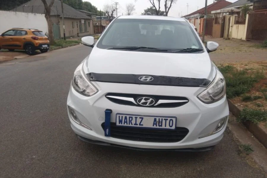 Used 2021 Hyundai Accent sedan 1.6 Motion - Wariz Auto