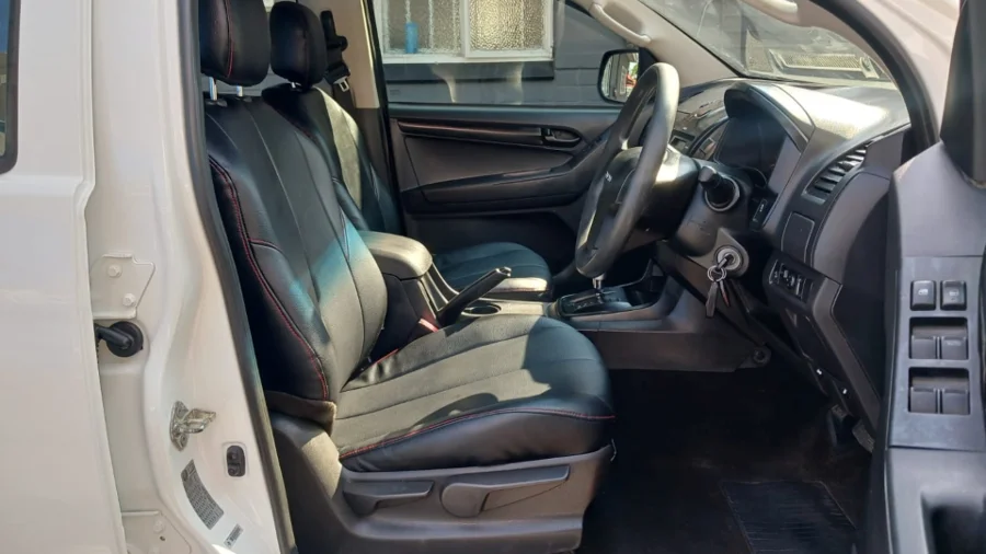 Used  2022 Isuzu KB 250D-Teq double cab X-Rider - TJ Auto Car Sales