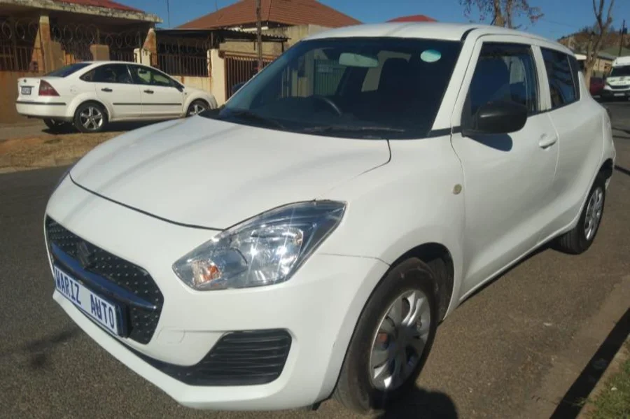 Used 2023 Suzuki Swift 1.2 GL manual - Wariz Auto
