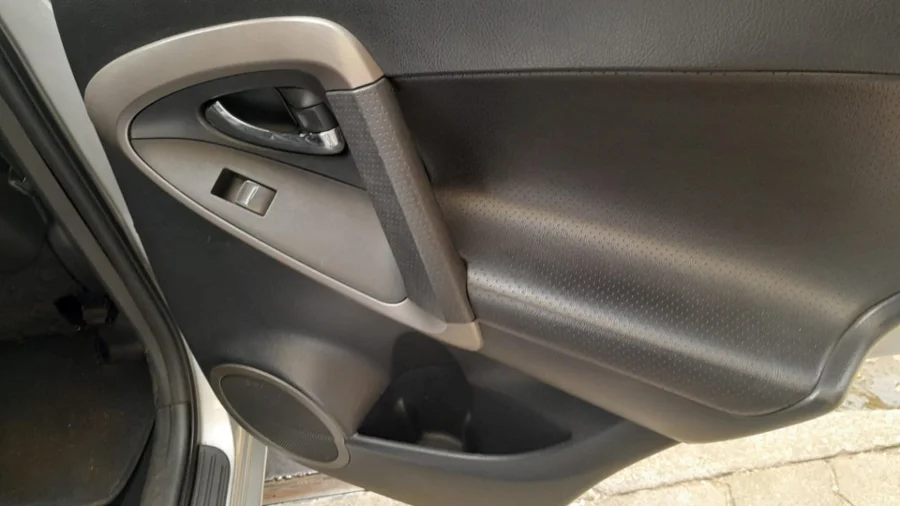 Used  2008 Toyota RAV4 2.2D-4D VX - Carmart Auto Dealer