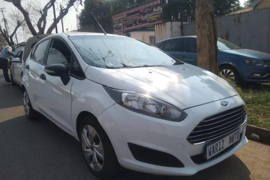 Used 2014 Ford Fiesta 5-door 1.4 Trend - Wariz Auto Used 2014 Ford Fiesta 5-door 1.4 Trend - Wariz Auto