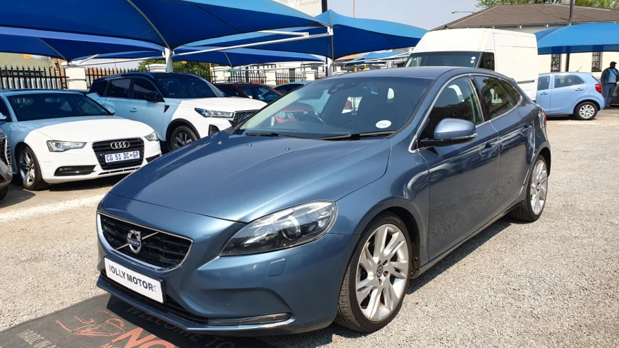 Used 2015 Volvo V40 T4 Elite auto - Nolly Motors Used 2015 Volvo V40 T4 Elite auto - Nolly Motors